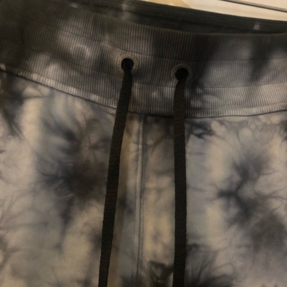 LULULEMON Warm Down Jogger Earth Dye Size 12 - Picture 10 of 10